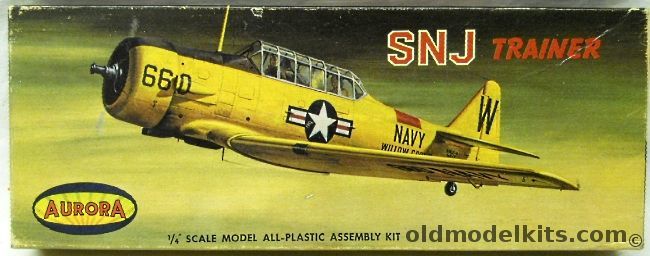 Aurora 1/48 SNJ Trainer, 80-100 plastic model kit